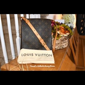 Authentic Louis Vuitton Musette salsa Short